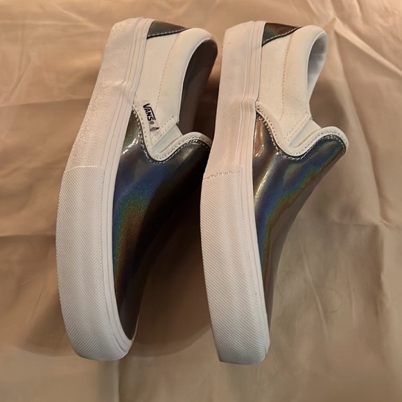 Women’s Vans Slip Ons - Picture 4 of 7